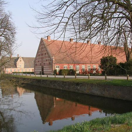 Vemmetofte Praestegard Faxe Extérieur photo