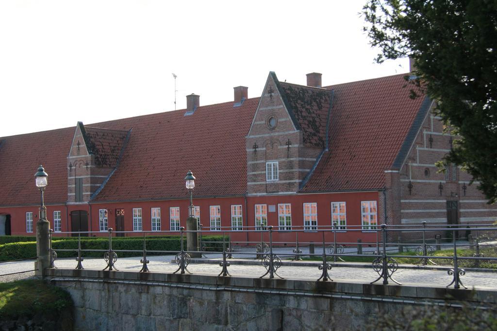 Vemmetofte Praestegard Faxe Extérieur photo